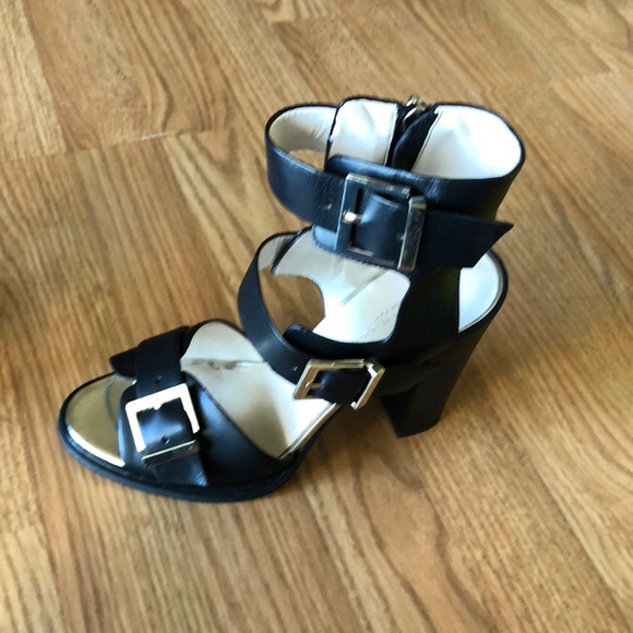 Kenneth Cole size 8 black strappy high heels. - Picture 2 of 10